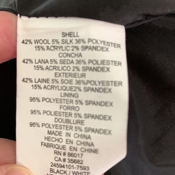 BEBE pencil skirt - Picture 12 of 12